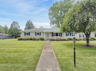 949 General Beauregard Dr, Virginia Beach, VA 23454