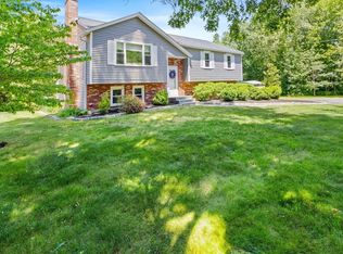 3 Thomas Dr, Franklin, MA 02038