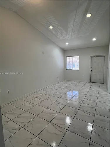 2931 SE 12th Rd #20455 Photo 1