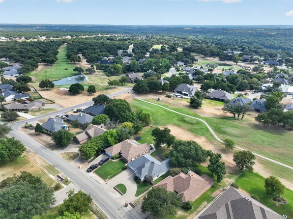 8730 Bellechase Rd, Granbury, TX 76049
