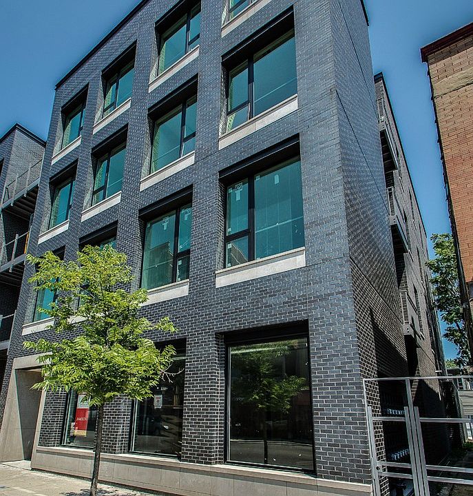 1st image of 4421 N Clark St #404