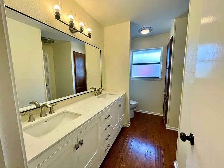 5868 Royal Rdg — Photo 13