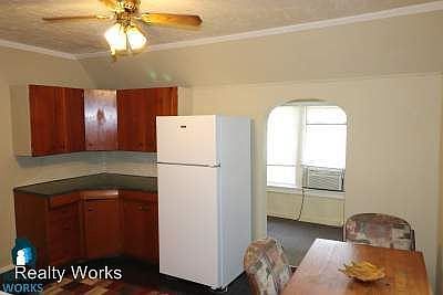 3rd image of 5743 Morrill Ave APT 3