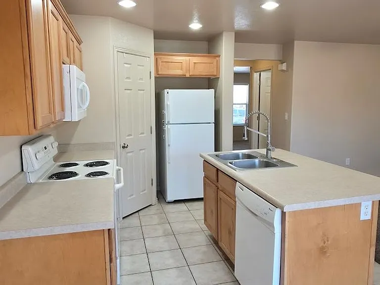 3155 S Hidden Valley Dr #246 — Photo 6