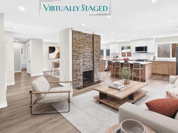 104 S Silver Springs Grn NW, Calgary, AB T3B 3Y9