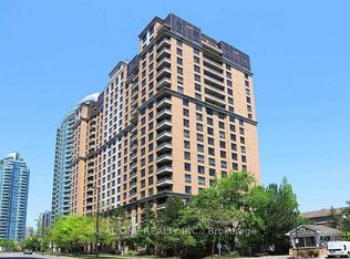 18 Sommerset Way #1105, Toronto, ON M2N6X5