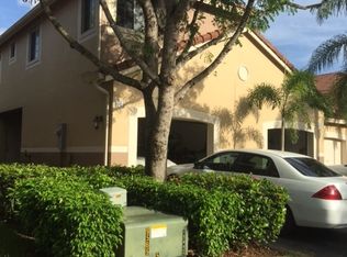 3869 San Simeon Cir, Fort Lauderdale, FL 33331