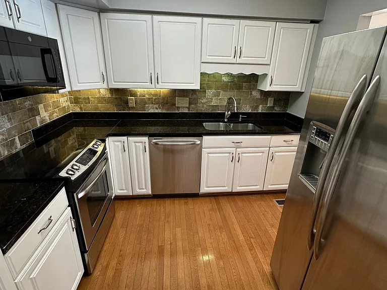 3657 Traskwood Cir — Photo 3