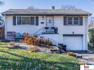 4736 S 79th St, Ralston, NE 68127