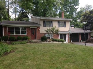 17 E Golf Club Ln, Paoli, PA 19301