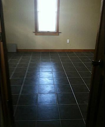 5th image of 1406 Fitchland Ave