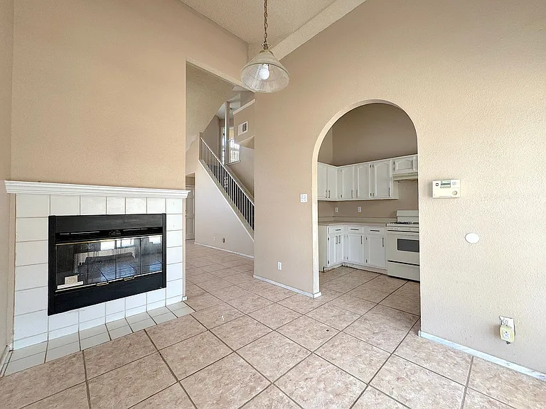 11073 Nathan Bay Dr — Photo 6