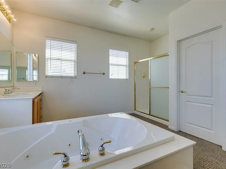 2722 Woodflower Ave — Photo 48
