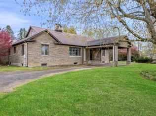 980 Sunset Dr, Butler, PA 16001