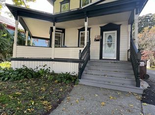 106 Bay St, Glens Falls, NY 12801