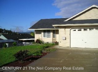 370 Rolling Hills Rd, Roseburg, OR 97471