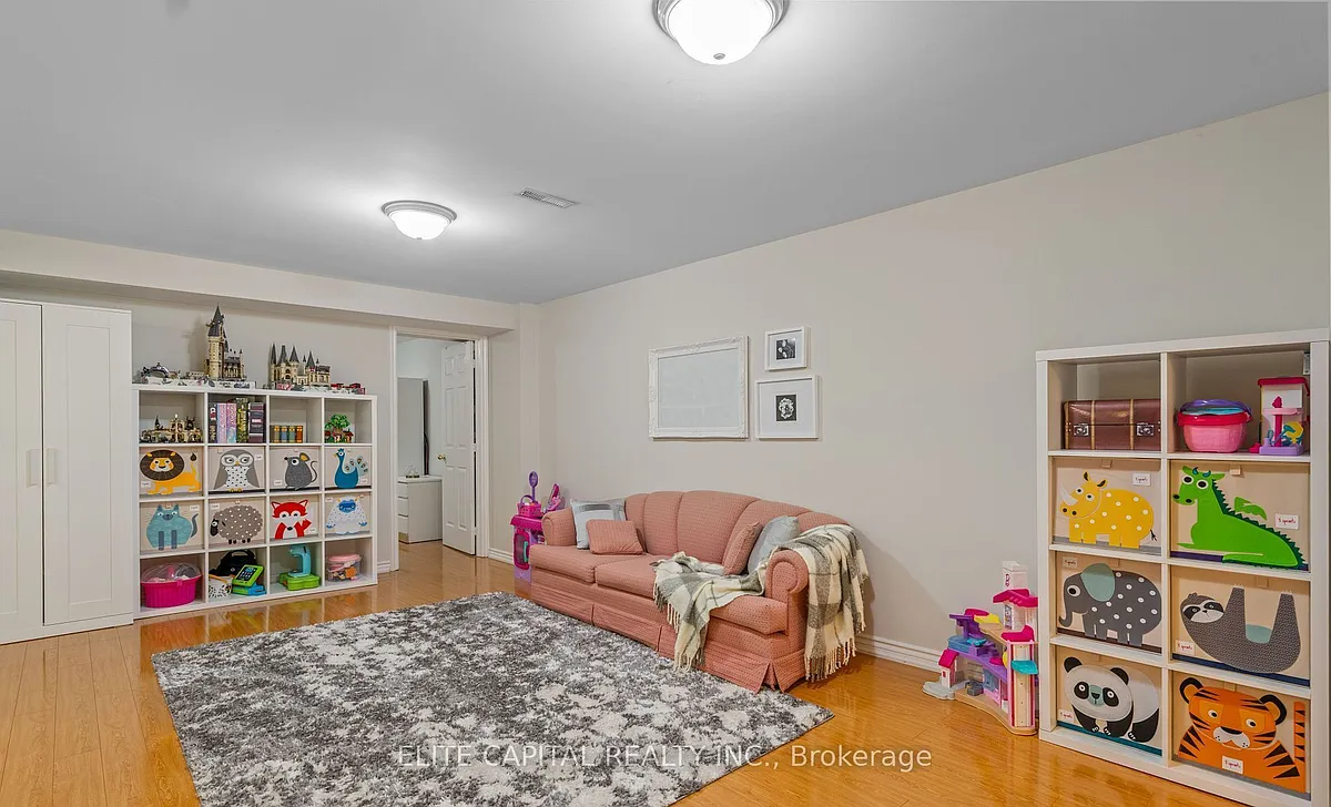 Building Photo - 66 Carrier Cres #BASEMENT