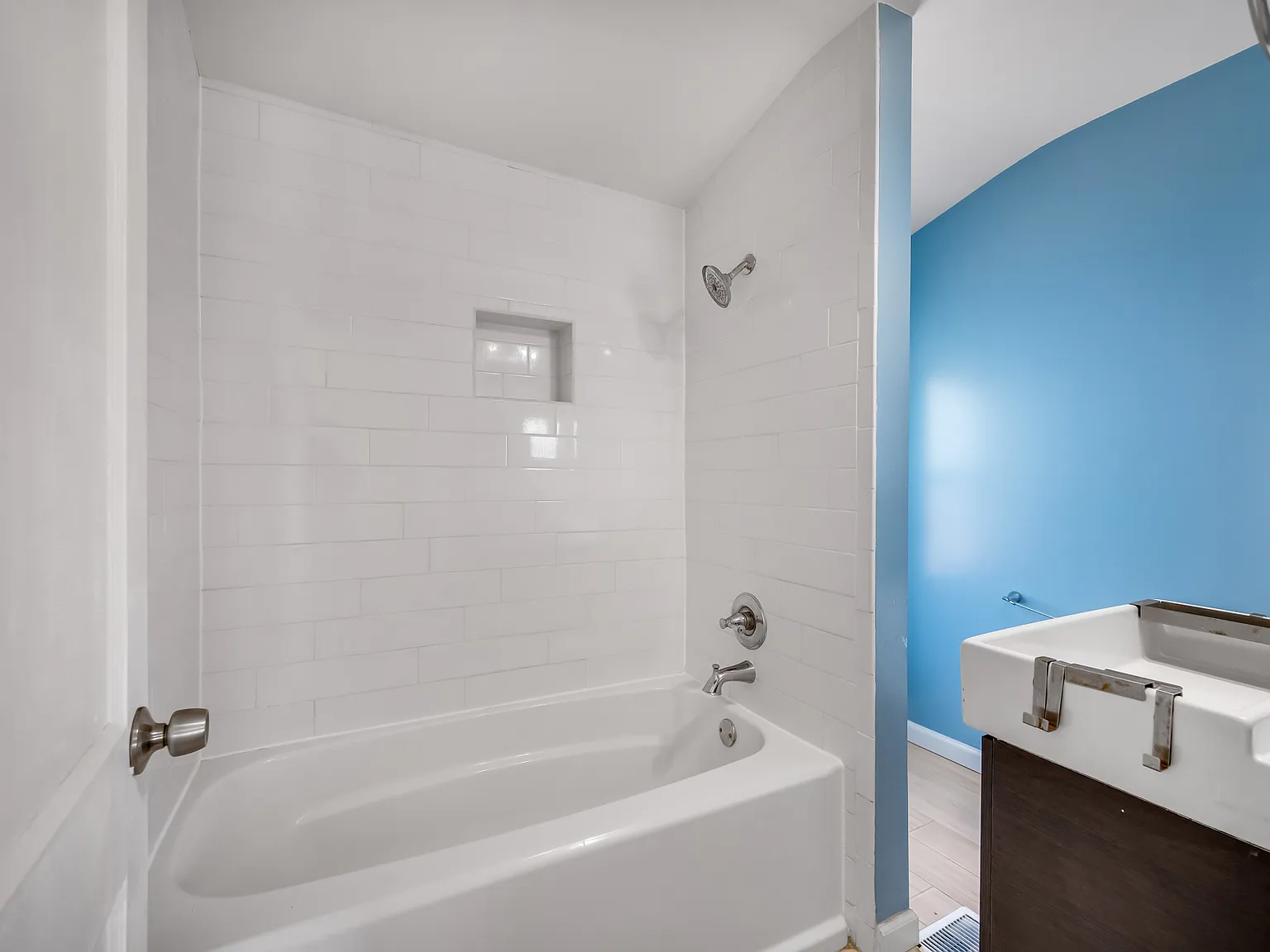 3 bed, 1551 sqft, $3,500 — Photo 3