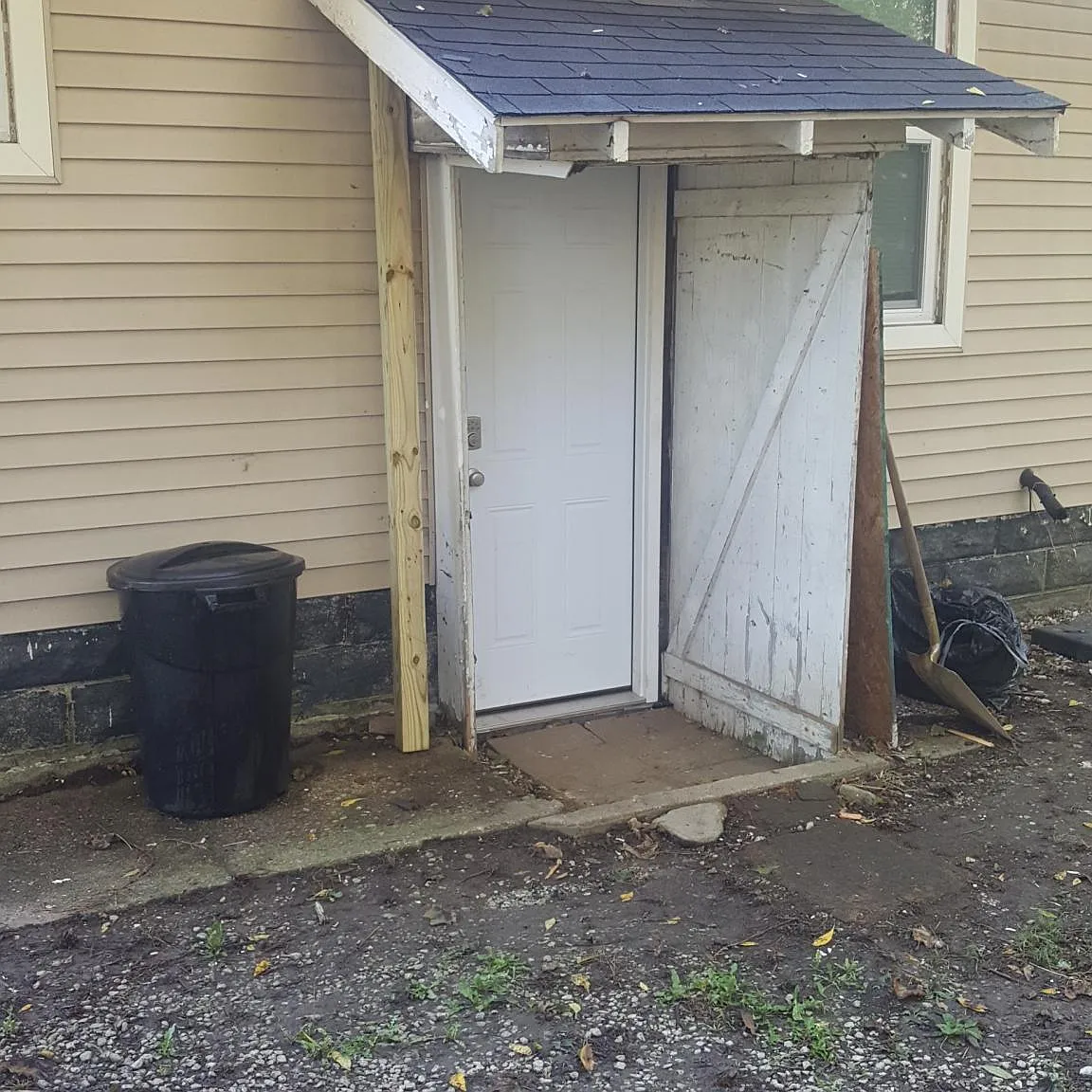5 bed, 2.5 bath, 1422 sqft, $400 — Photo 4