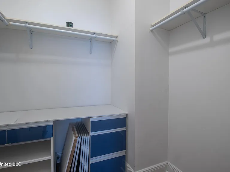 126 Miramar Ave — Photo 18