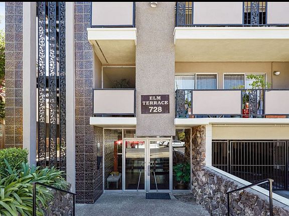 Walking distance to downtown San Carlos, library, cal train station