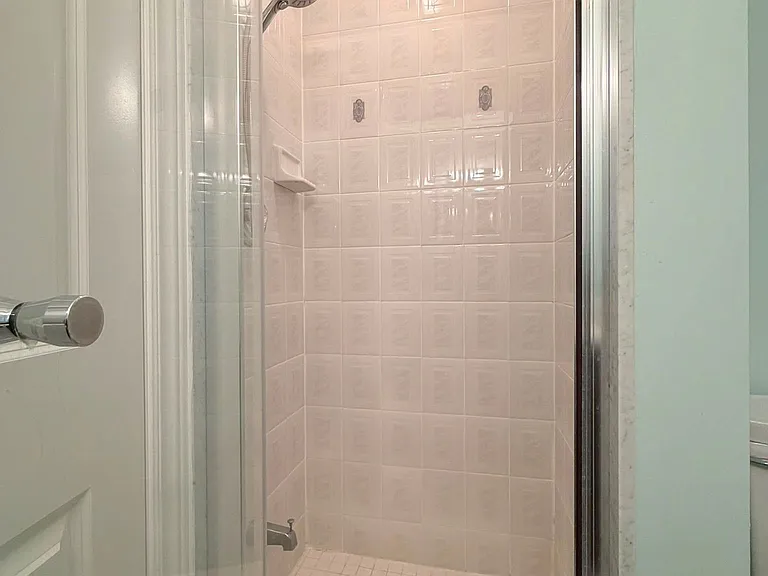 50 Old Mill Rd #905 — Photo 18