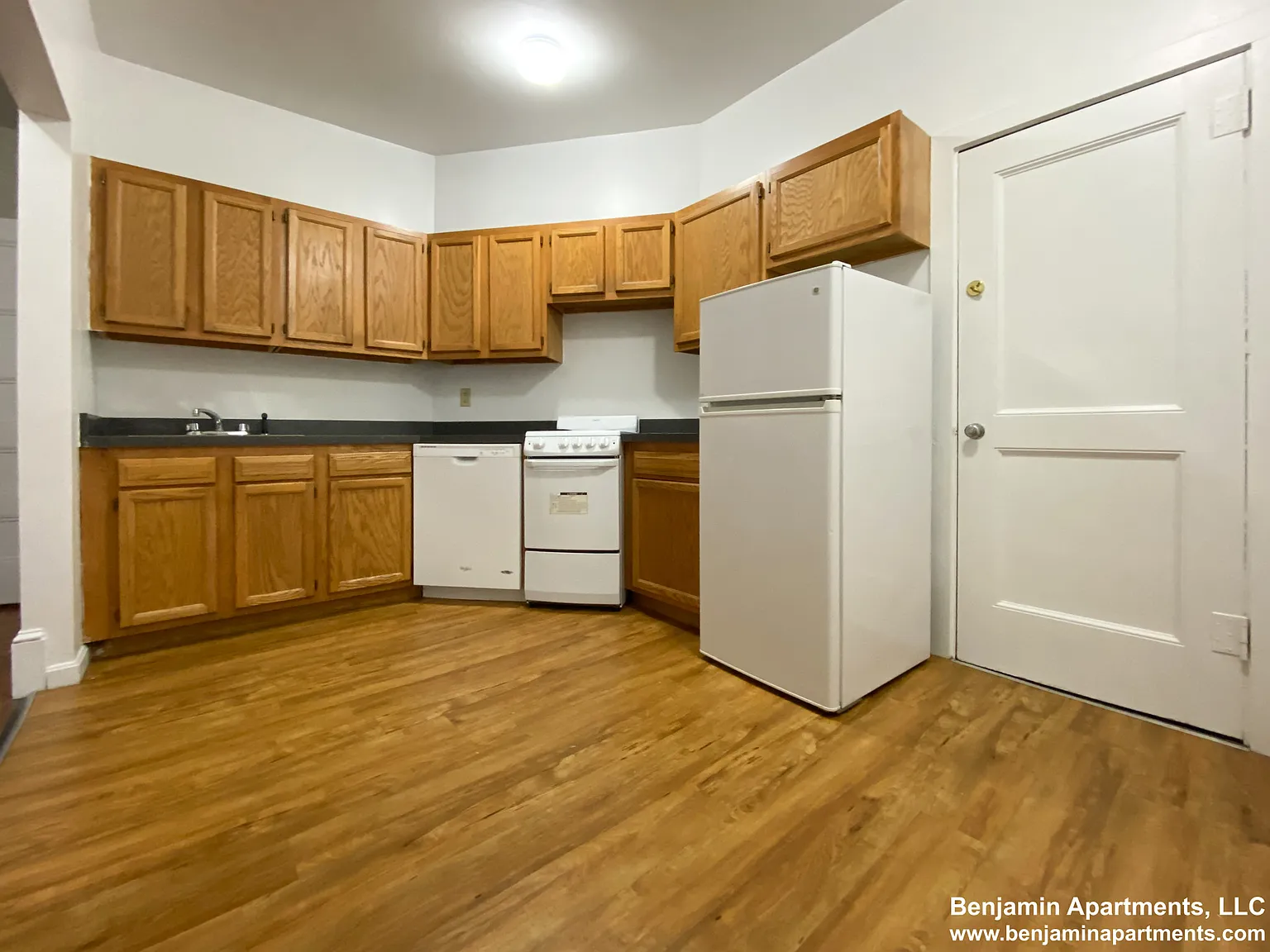3 bed, $3,125 — Photo 3