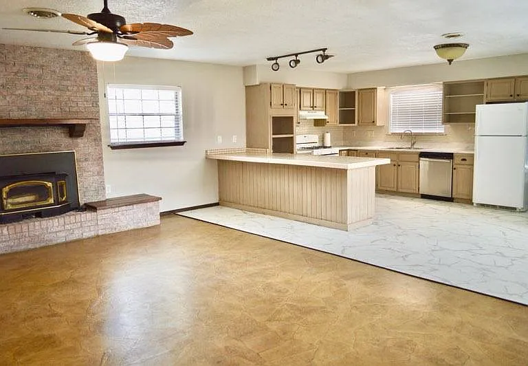 2948 Durango Dr — Photo 9