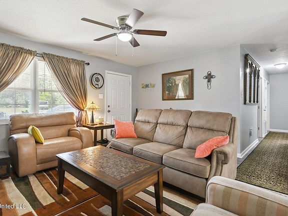 5th image of 2479 Tandy Dr