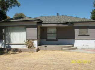 1322 E Sequoia Ave, Tulare, CA