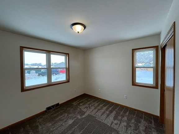 5th image of 1038-1040 Fir Ct