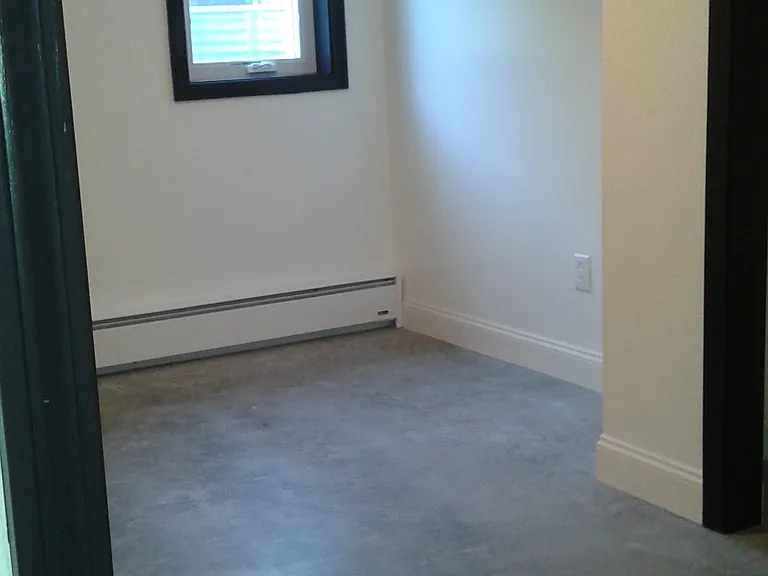 751 Academy Ave #BASEMENT — Photo 16