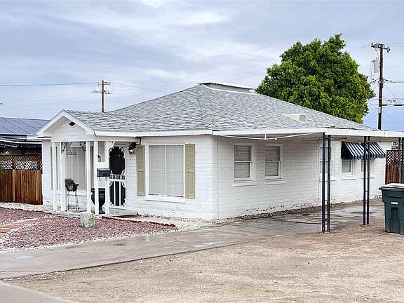 2nd image of 903 S 8th Ave