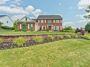 14 Ridgefield Way, Watervliet, NY 12189