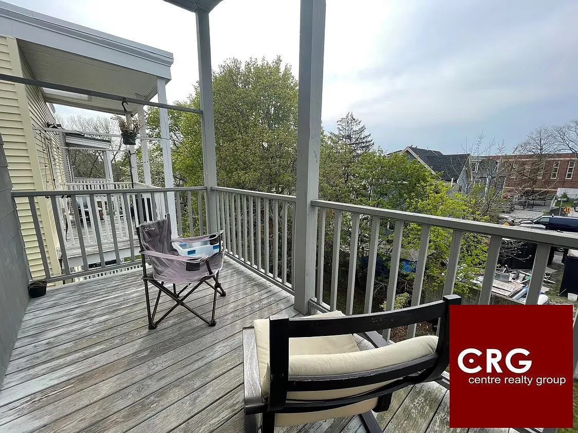 3 bed, 1.0 bath, 1100 sqft, $3,500 — Photo 4