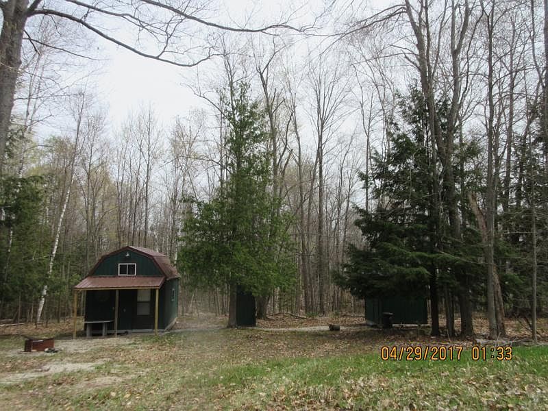 2nd image of 2973 Cedar Ln