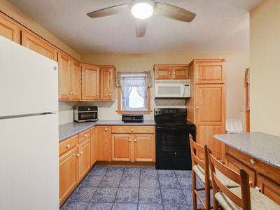107 Lake St #B, Webster, MA, 01570