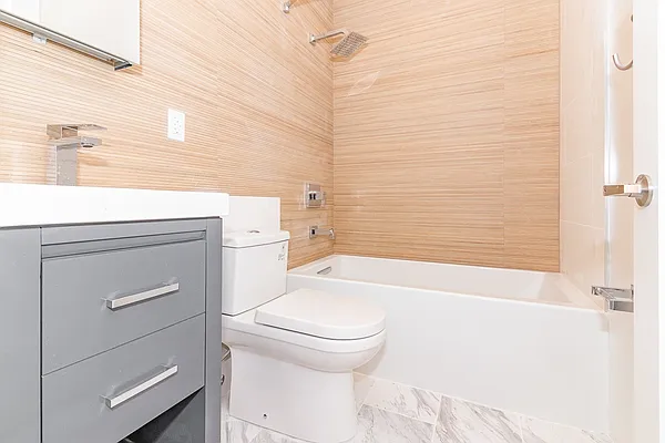 Rented by MySpaceNYC | media 8