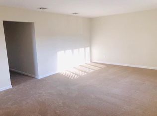 193 W 26th St #2, Bayonne, NJ 07002