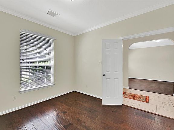 5th image of 11913 Shore Pointe Dr