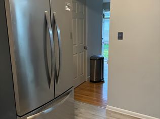 142 Gresham St #B, Springfield, MA 01119