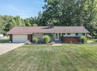 6451 Glenwillow Dr, North Royalton, OH 44133