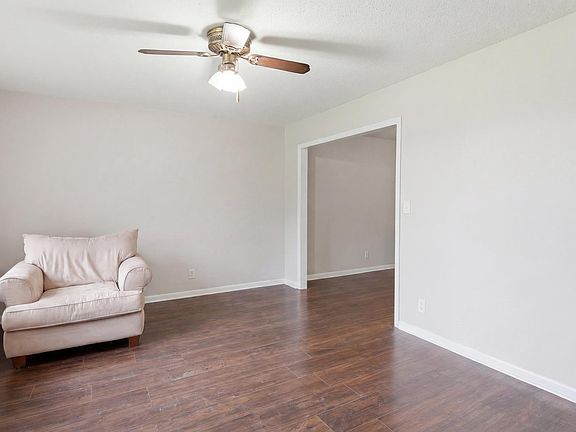 5th image of 4703 Wellington Point NW