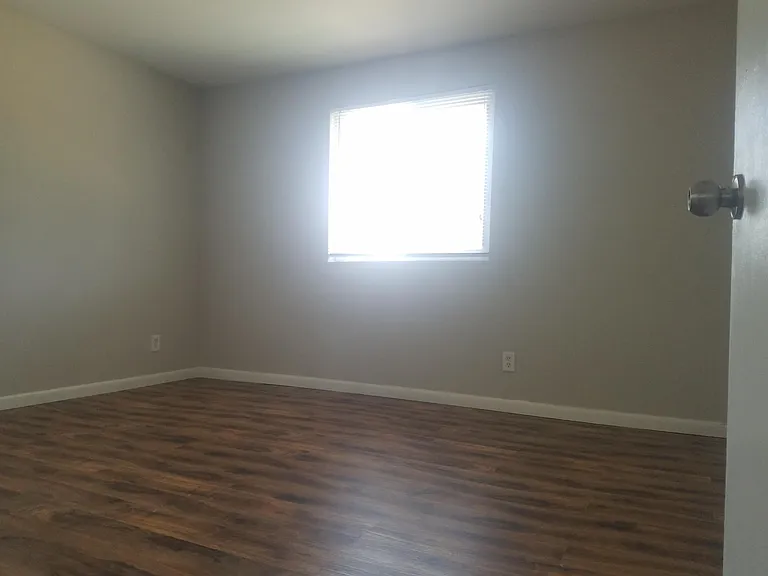 816 Moon Rd #D — Photo 8