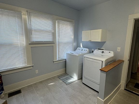 5th image of 424 E 6th St