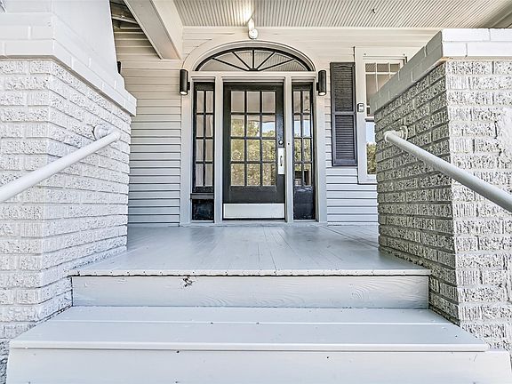 4th image of 3921 Avenue P 1/2