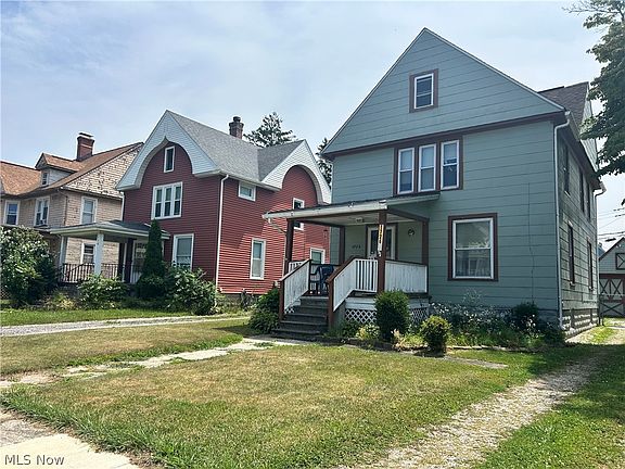 2nd image of 1726 E 45th St