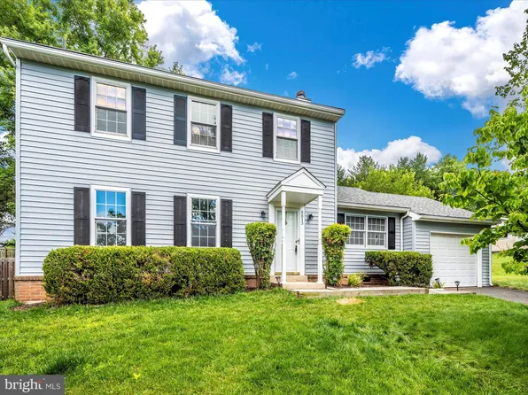 8813 Alliston Hollow Way, Gaithersburg, MD 20879