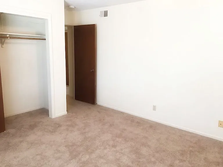 2 Bedroom 1 Bath apartment in Ankeny IA — Photo 11