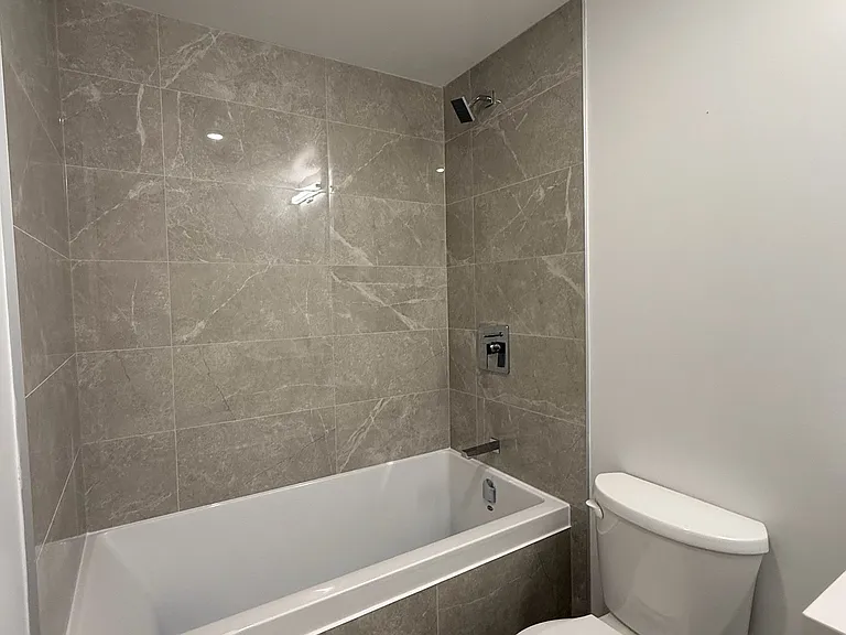 55 Ontario St #717 — Photo 6